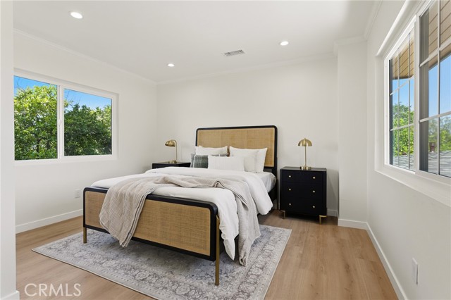 Detail Gallery Image 26 of 51 For 6539 Noble Avenue, Van Nuys,  CA 91411 - 4 Beds | 4 Baths