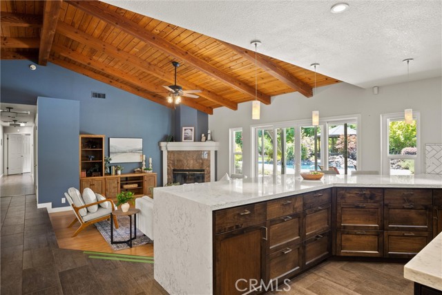 615 Crimson Court, Chico CA: https://media.crmls.org/medias/472424e7-1e44-4126-8b5e-b0eacd2d4e9c.jpg