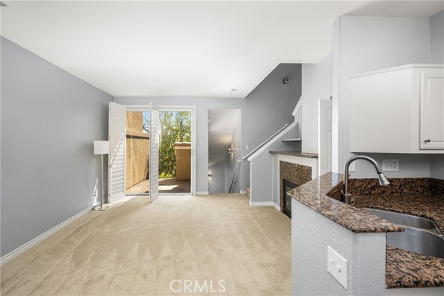 property-img