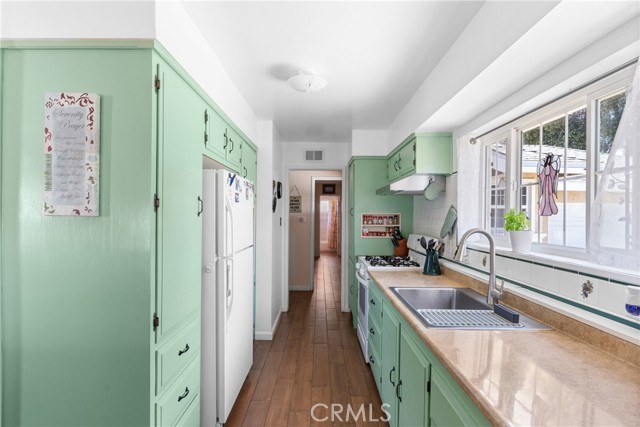 Detail Gallery Image 10 of 23 For 413 E Grant St, Santa Maria,  CA 93454 - 3 Beds | 2 Baths