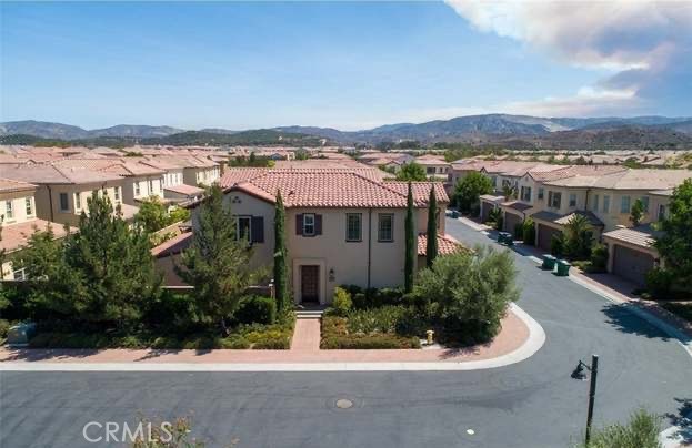 73 Ashdale, Irvine CA: https://media.crmls.org/medias/47247c62-fe9e-4a60-b79e-8241b95384c1.jpg