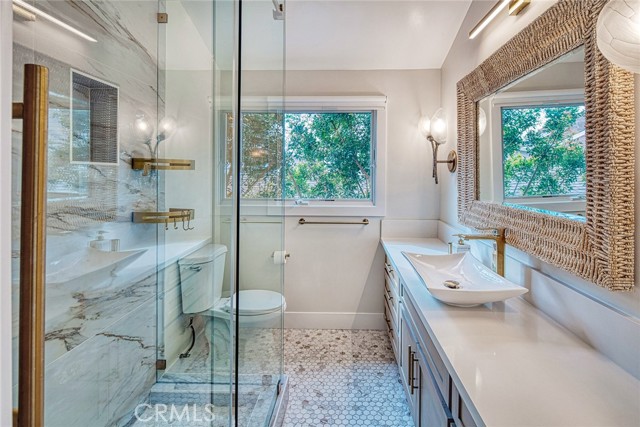 Detail Gallery Image 26 of 40 For 410 Acacia, Corona Del Mar,  CA 92625 - 2 Beds | 2 Baths