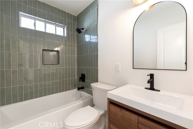 Detail Gallery Image 23 of 30 For 1887 Saint Louis Ave, Signal Hill,  CA 90755 - – Beds | – Baths