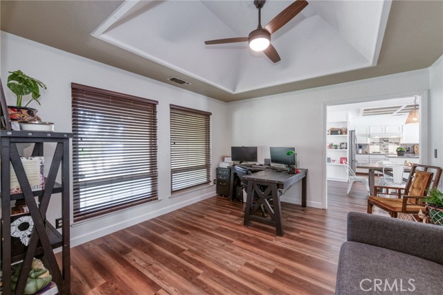 Detail Gallery Image 14 of 38 For 8417 N Del Mar, Fresno,  CA 93711 - 3 Beds | 2 Baths