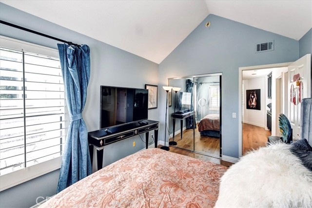 Photo #24: OC23178189 Listing 