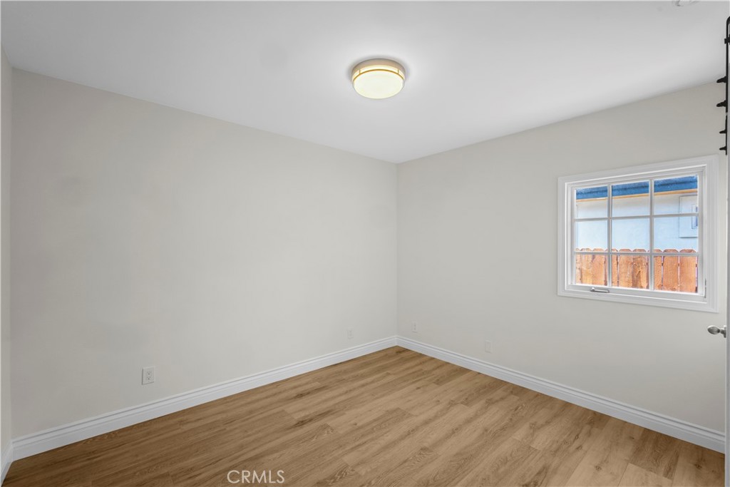 MLS #OC25259836 image #24