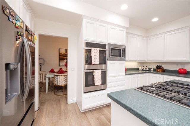 5 Encinal, Lake Forest CA: https://media.crmls.org/medias/4727e6e4-72ab-4ee2-87f6-b6604578b31d.jpg