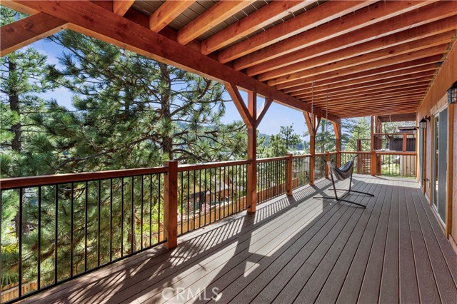 Detail Gallery Image 27 of 31 For 39033 Bayview Ln, Big Bear Lake,  CA 92315 - 5 Beds | 3 Baths