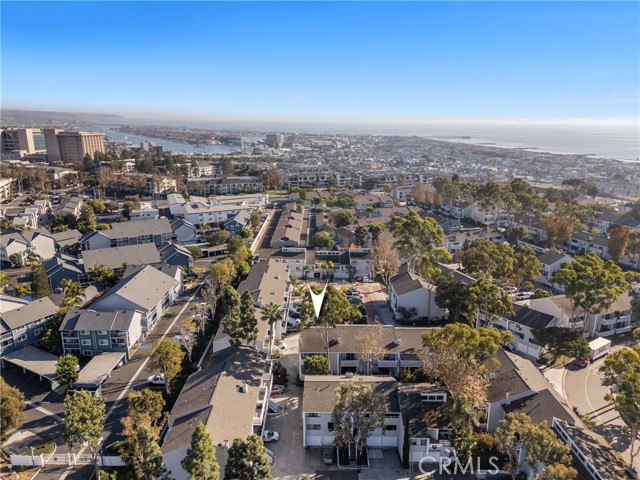 Detail Gallery Image 32 of 44 For 5 Kialoa Ct #99,  Newport Beach,  CA 92663 - 4 Beds | 2/1 Baths