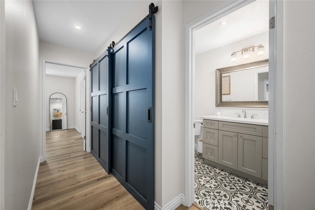 226 Grand, Long Beach CA: https://media.crmls.org/medias/472a0234-293d-4a55-925d-c4b6d059c5fb.jpg