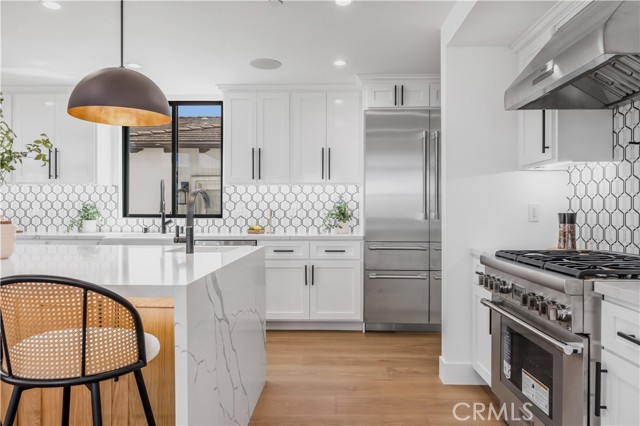 924 17th St, Hermosa Beach CA: https://media.crmls.org/medias/472b65bd-d6d8-4cff-a7c1-bc05cb565162.jpg