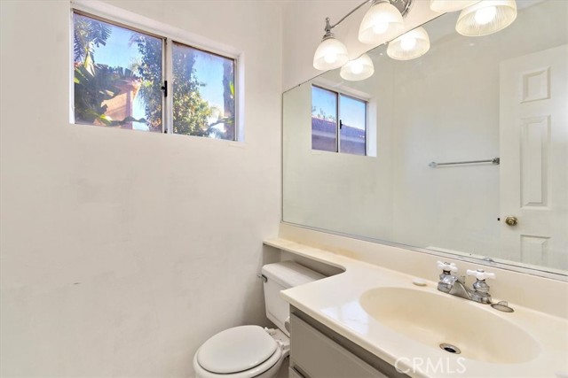 Detail Gallery Image 19 of 38 For 1520 W Norwood St, Rialto,  CA 92377 - 3 Beds | 2/1 Baths