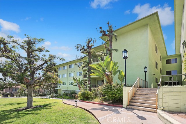 Detail Gallery Image 4 of 29 For 1301 S Atlantic Blvd 428b,  Monterey Park,  CA 91754 - 2 Beds | 2 Baths