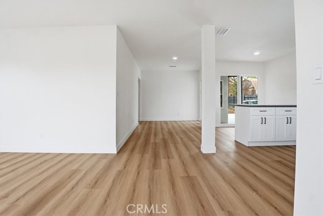 Detail Gallery Image 14 of 34 For 527 N Cucamonga Ave, Ontario,  CA 91764 - 3 Beds | 2 Baths