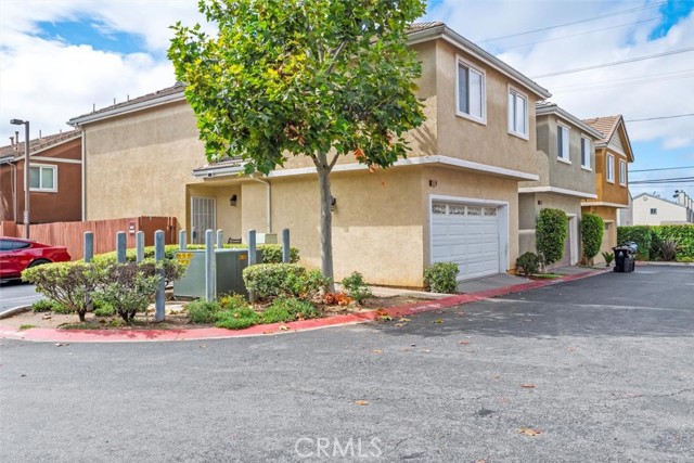 13524 Golden Palms Lane photo 2