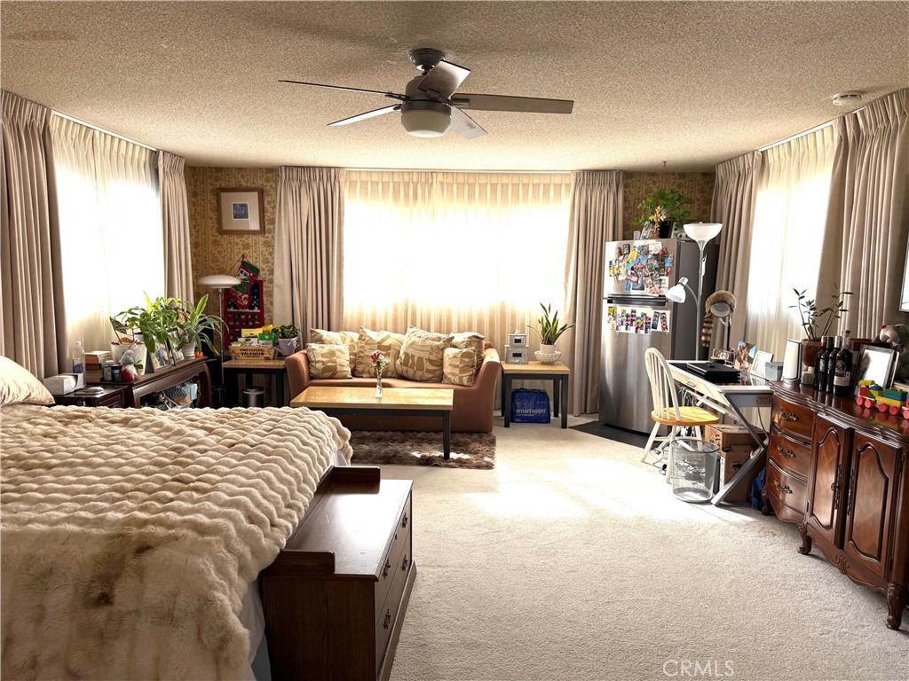 https://media.crmls.org/medias/472e6153-9009-4ddb-908a-5d333d79ed66.jpg?preset=X-Large