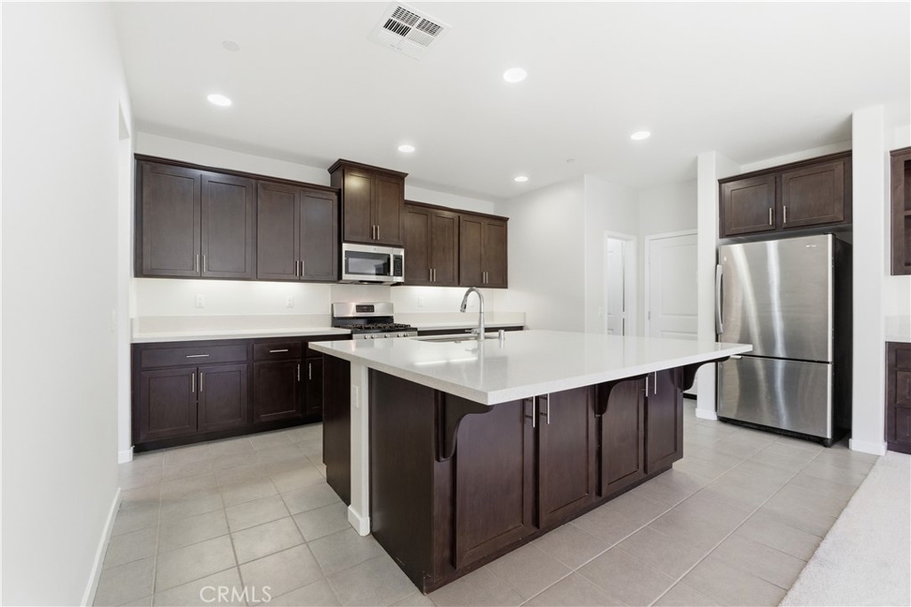 MLS #OC25234656 image #13