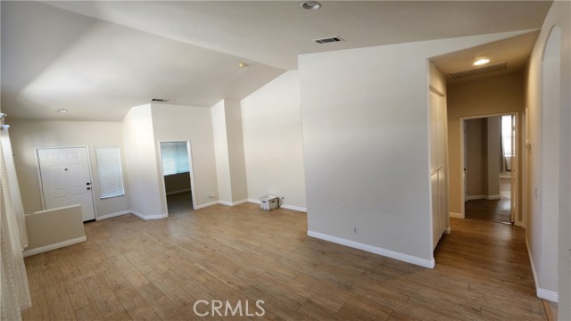 Detail Gallery Image 3 of 22 For 1257 N Harvest Walk Dr, La Puente,  CA 91744 - 3 Beds | 2 Baths