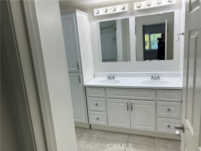 Detail Gallery Image 9 of 24 For 6560 E Camino Vista #2,  Anaheim Hills,  CA 92807 - 3 Beds | 2/1 Baths
