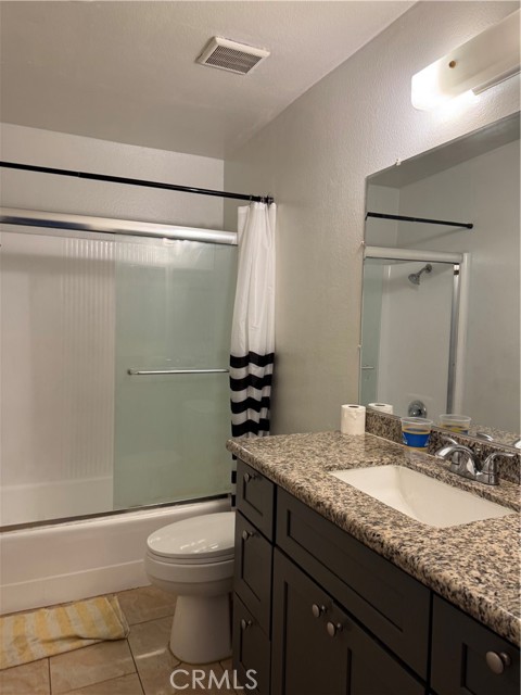 Detail Gallery Image 13 of 19 For 1250 S. Brookhurst St., Anaheim,  CA 92804 - 2 Beds | 1 Baths