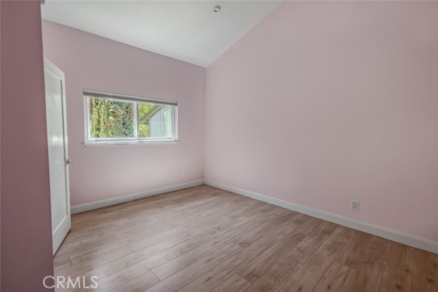 Detail Gallery Image 21 of 40 For 10831 Roycroft St #18,  Sun Valley,  CA 91352 - 3 Beds | 2/1 Baths