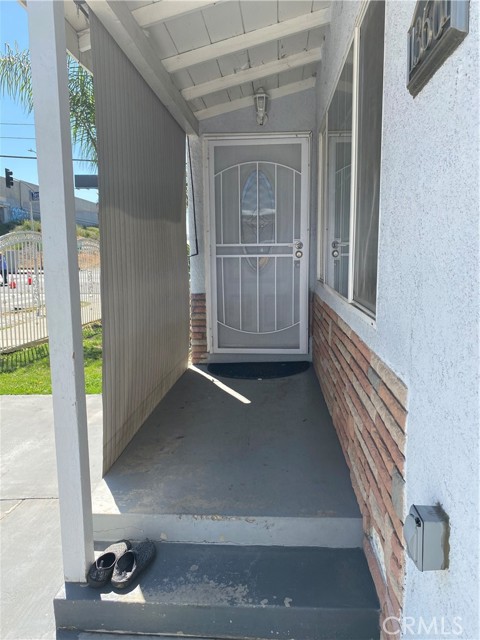 Detail Gallery Image 1 of 20 For 13601 Terra Bella St, Arleta,  CA 91331 - 4 Beds | 2 Baths