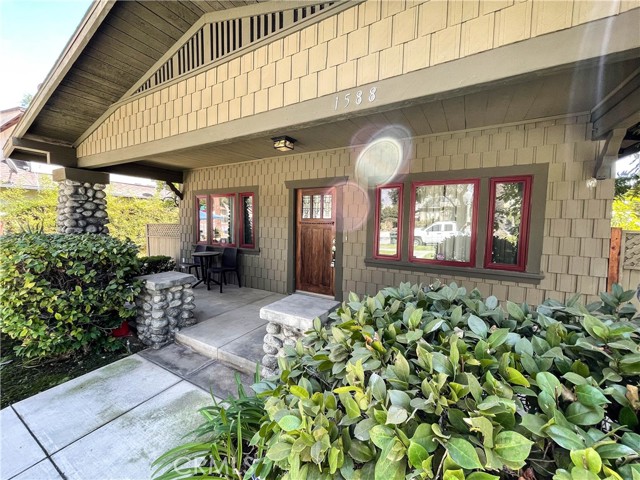 1588 Locust Street, Pasadena, CA 91106 Listing Photo  1