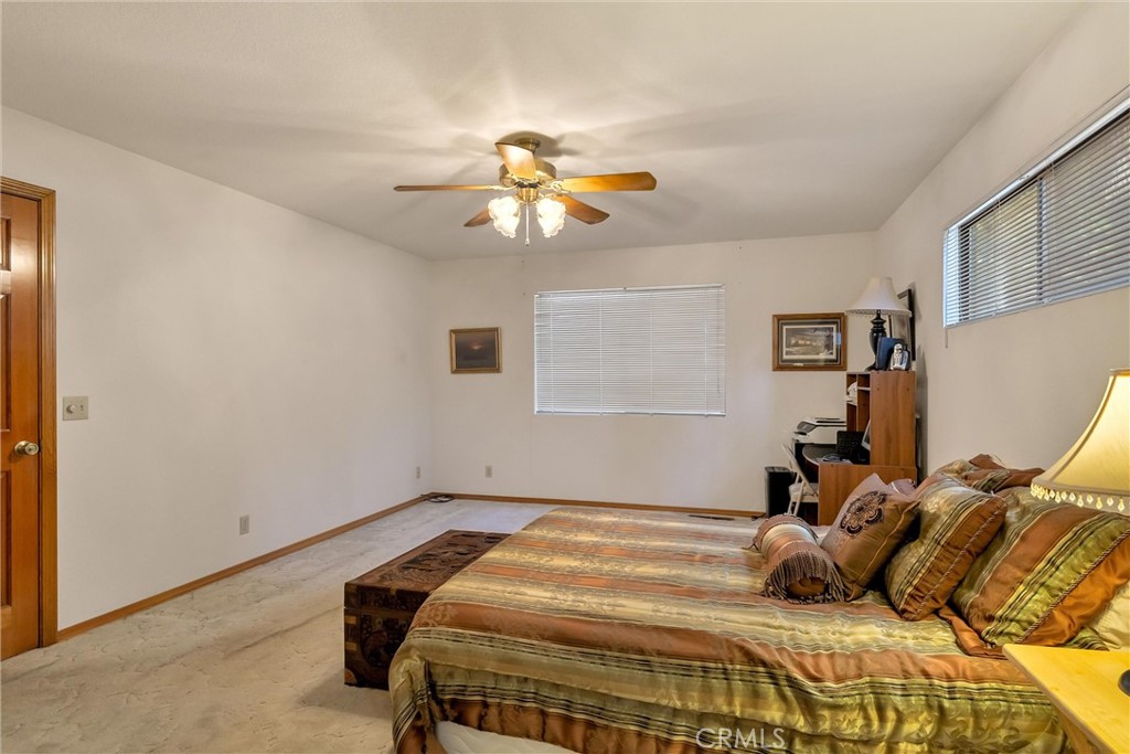 https://media.crmls.org/medias/473263c4-29aa-421b-9cd8-2f8ff0386f48.jpg?preset=X-Large