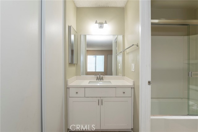 Detail Gallery Image 18 of 33 For 24121 High Knob #C,  Diamond Bar,  CA 91765 - 2 Beds | 2/1 Baths