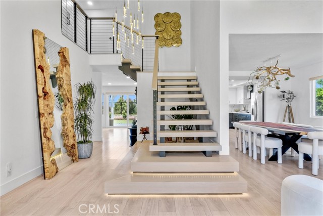 Detail Gallery Image 6 of 54 For 6875 E Swarthmore Dr, Anaheim Hills,  CA 92807 - 4 Beds | 3 Baths