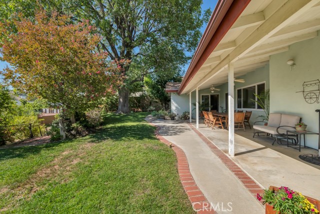 11583 Zelzah Avenue photo 41
