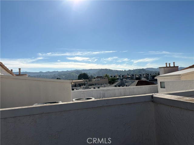 Detail Gallery Image 34 of 62 For 5310 Zelzah #303,  Encino,  CA 91316 - 2 Beds | 2 Baths