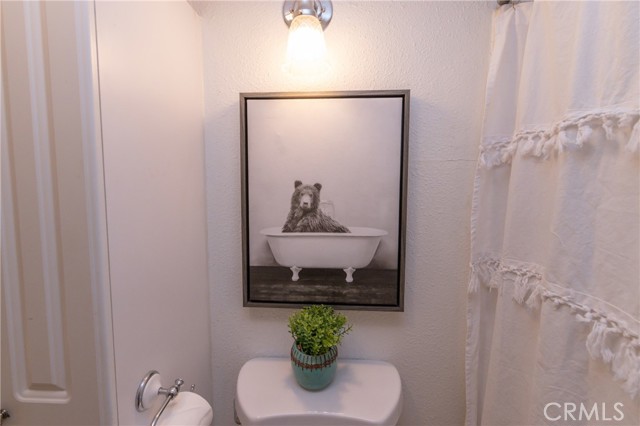 726 Elysian Boulevard, Big Bear City CA: https://media.crmls.org/medias/47346795-dbfa-4e1d-a3f8-651d81692afe.jpg