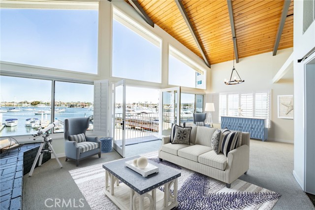 Detail Gallery Image 3 of 34 For 311 E Edgewater a,  Newport Beach,  CA 92661 - 2 Beds | 1 Baths