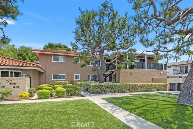 11782 Garden Grove Boulevard, Garden Grove CA: https://media.crmls.org/medias/47361fe6-aacf-47fc-a4b8-835d0165d929.jpg
