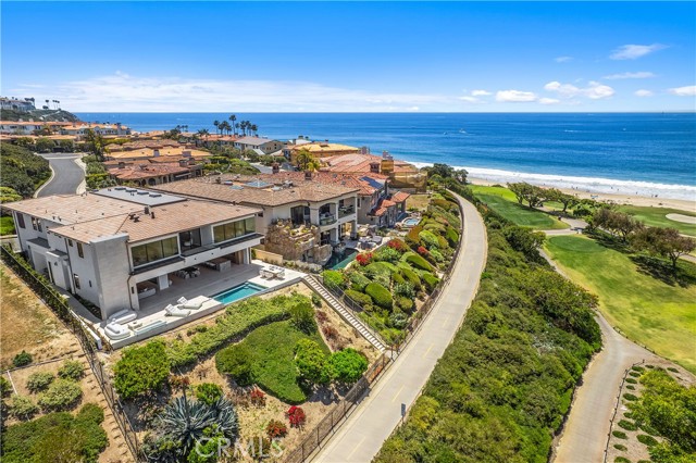 13 Ritz Cove Drive, Dana Point CA: https://media.crmls.org/medias/4736324f-ecad-43b9-8fa7-fb7de52be0a3.jpg