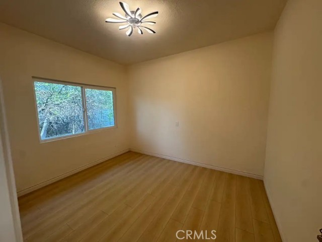 706 S 8th Street, Colton CA: https://media.crmls.org/medias/47363559-0c91-4b8c-af7e-86687084ecd4.jpg