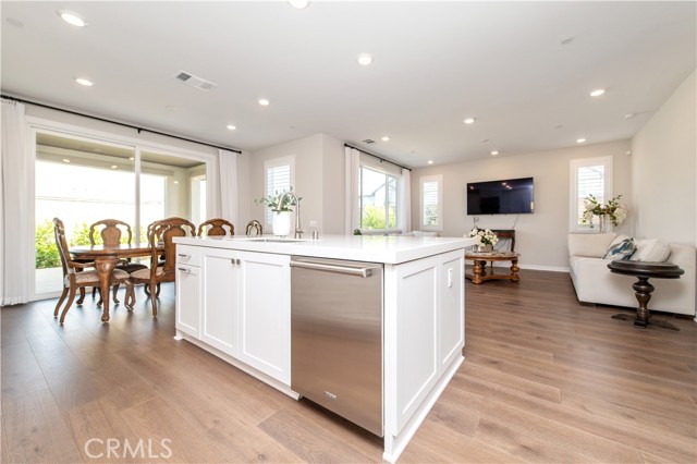 32464 Old Sage Dr, San Juan Capistrano CA: https://media.crmls.org/medias/4736a38f-15aa-4087-b70d-724375cdad68.jpg