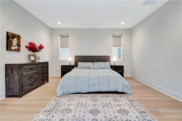 10887 Carlos Street, Ventura CA: https://media.crmls.org/medias/47371790-a53e-455f-83ef-81ca67fbfb7a.jpg