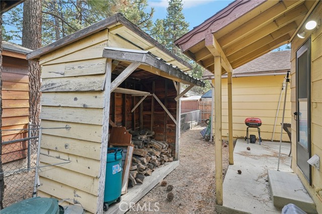 Detail Gallery Image 23 of 28 For 346 W North Shore Dr, Big Bear City,  CA 92314 - 3 Beds | 2 Baths