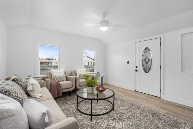 Detail Gallery Image 7 of 30 For 1366 E Alexander Ave, Merced,  CA 95340 - 3 Beds | 2 Baths