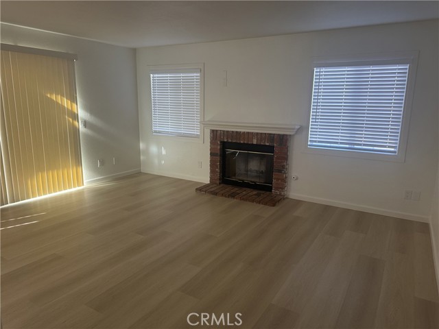 Detail Gallery Image 6 of 10 For 25667 Kalmia, Moreno Valley,  CA 92557 - 4 Beds | 2/1 Baths