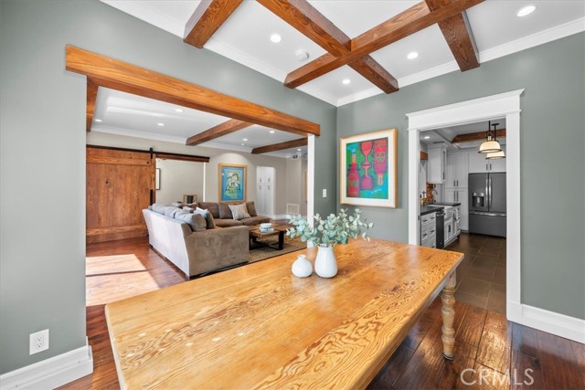 Detail Gallery Image 27 of 52 For 1167 Roxbury Dr #103,  Los Angeles,  CA 90035 - 2 Beds | 4/1 Baths