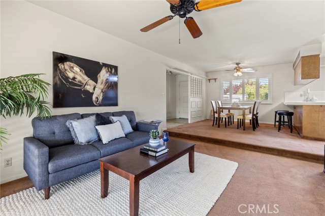 7 Pinecrest Circle, Chico CA: https://media.crmls.org/medias/47389747-6308-4b86-a0d1-a09b0167acd9.jpg