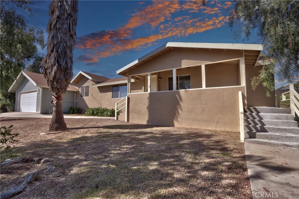 19124 Glenwood Avenue