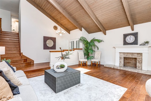 756 N Malden Avenue, Fullerton CA: https://media.crmls.org/medias/47390be9-cc4f-45e6-a1e3-e3b7f9ac296f.jpg