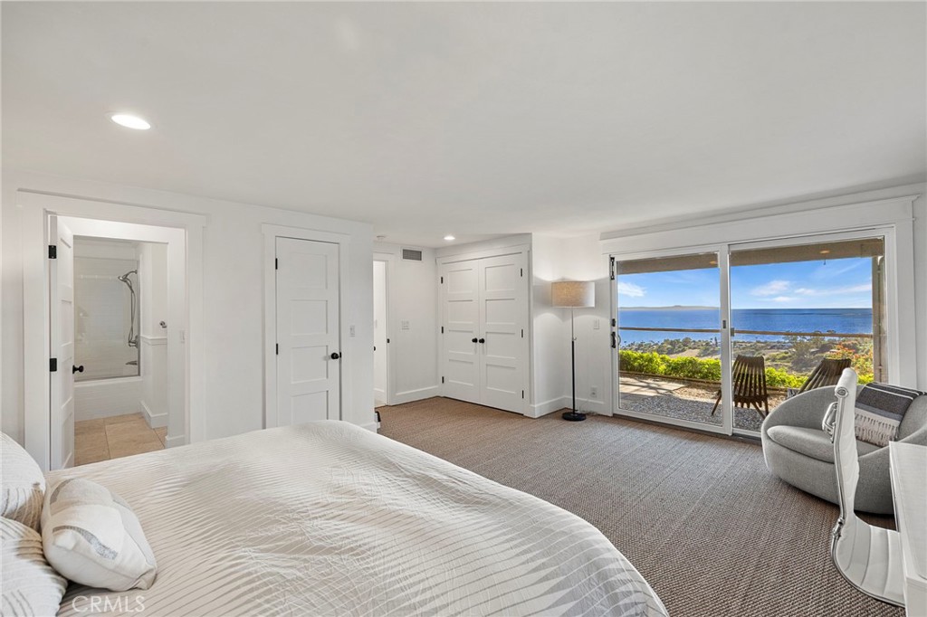 https://media.crmls.org/medias/4739a86d-352c-412e-8633-bd178326ac64.jpg?preset=X-Large