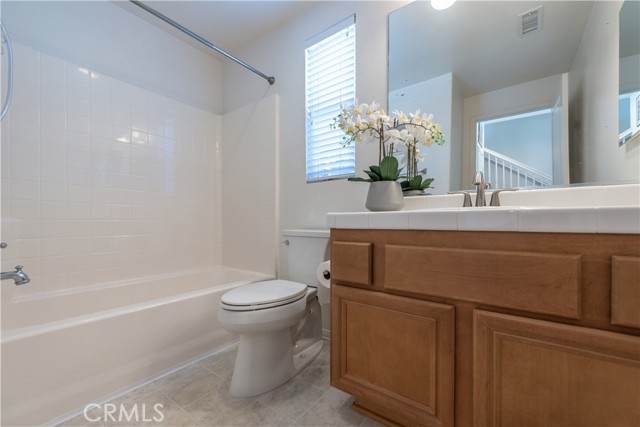 Detail Gallery Image 7 of 34 For 216 Tall Oak, Irvine,  CA 92603 - 3 Beds | 3/1 Baths