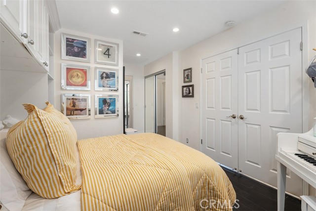 Detail Gallery Image 26 of 46 For 24 Cormorant, Newport Beach,  CA 92660 - 2 Beds | 2 Baths