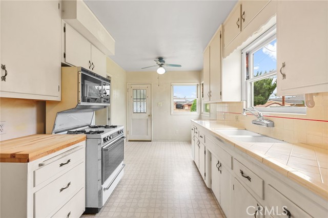 Detail Gallery Image 5 of 21 For 845 E Florence, West Covina,  CA 91790 - 3 Beds | 1/1 Baths